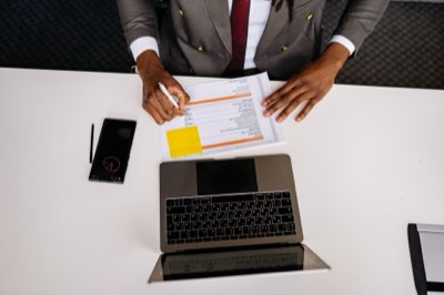 Tokyo Office Etiquette: When Shorts Are Appropriate for Work
