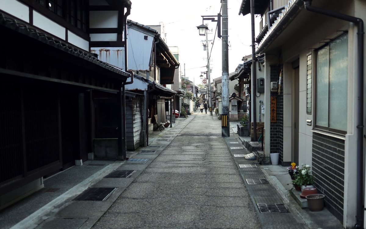 visão de uma rua de bairro em tokio