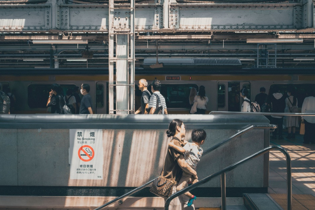 ética de escritório em tokio moderno