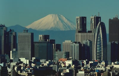 5-7 Zoll: Die akzeptable Länge für Business-Shorts in Japan