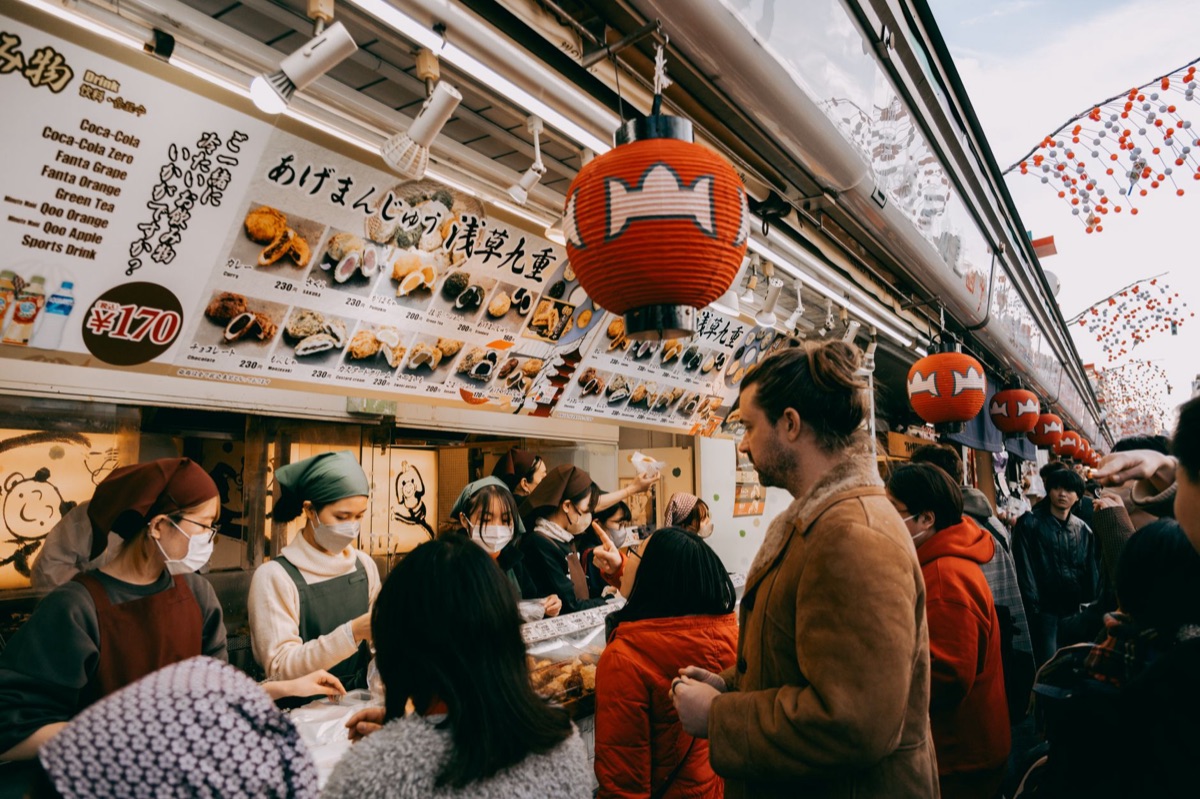 quiosco de mercado en Tokio
