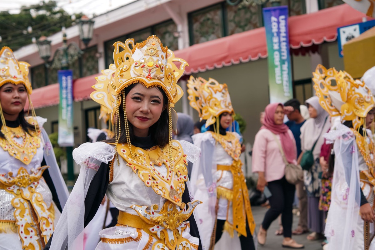 Local resident wearing festival costume