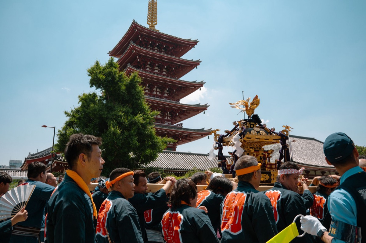 shrine visitor, white kimono